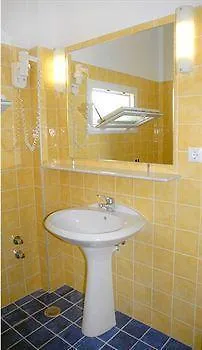 Apartament Spiti Prifti *